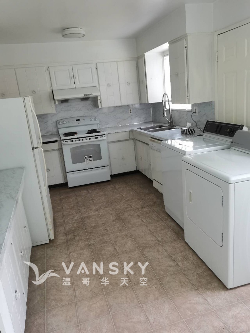 251202025339_7100 7.jpg